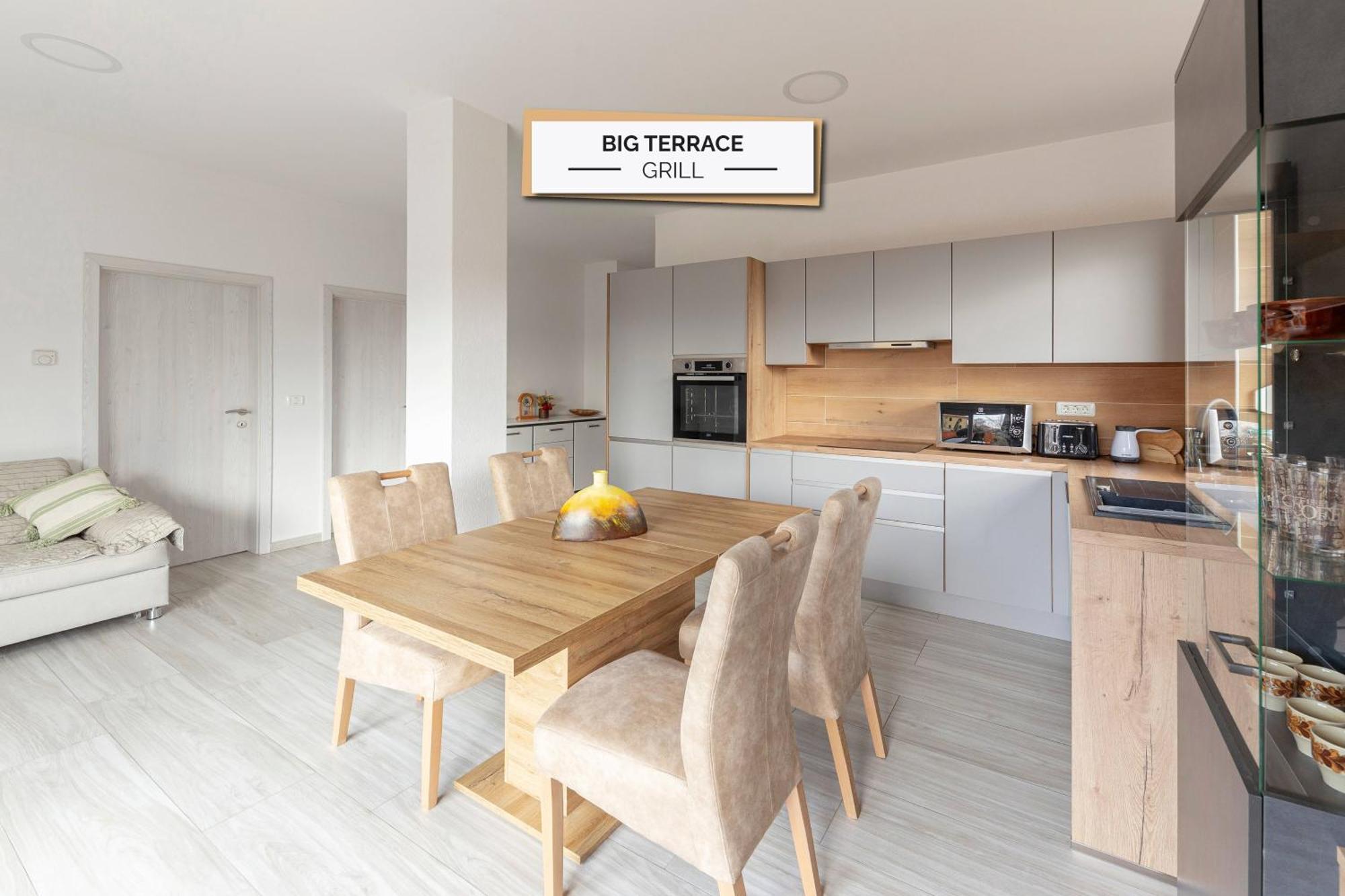 Apartma Zan Lägenhet Šmarje Exteriör bild