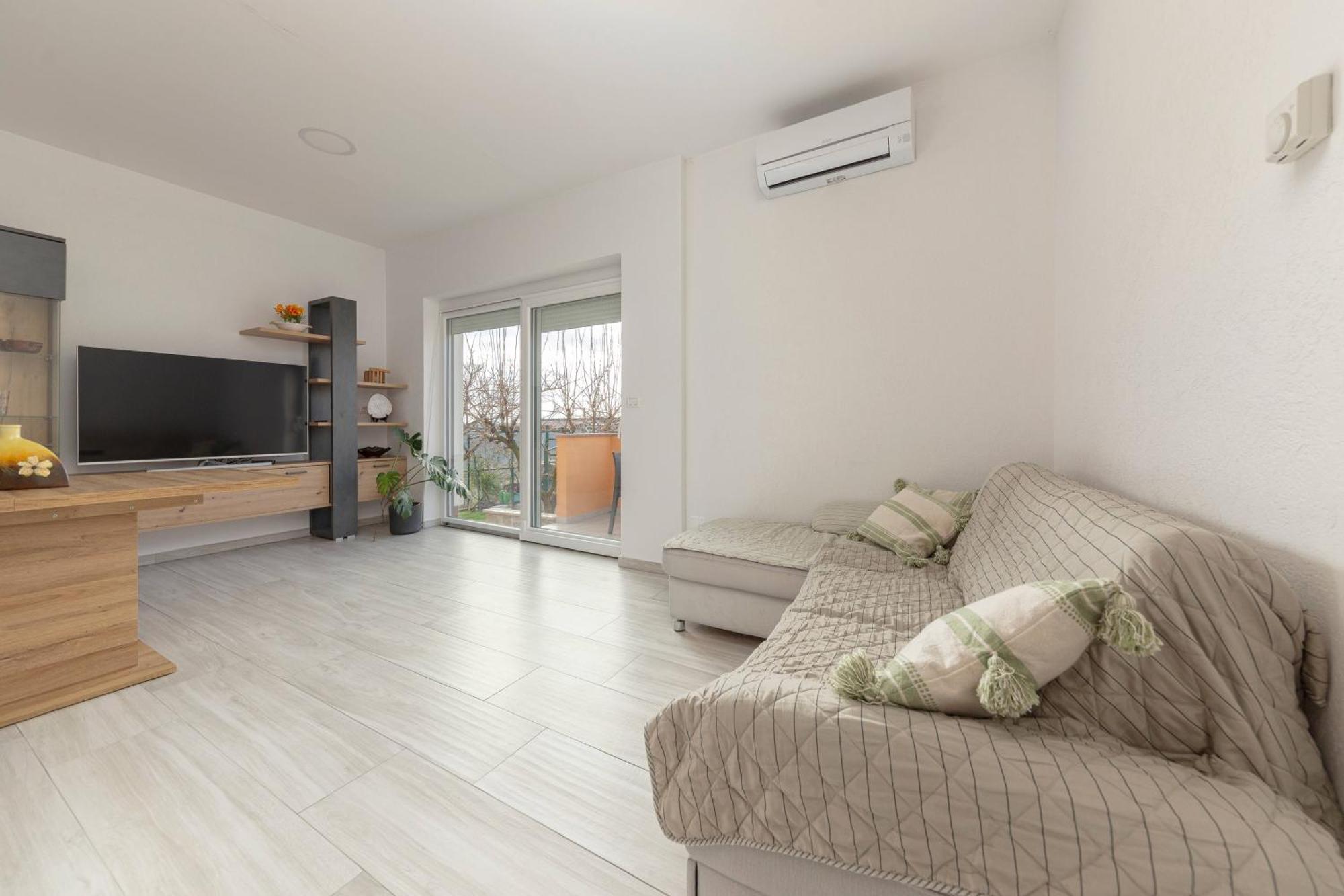 Apartma Zan Lägenhet Šmarje Exteriör bild