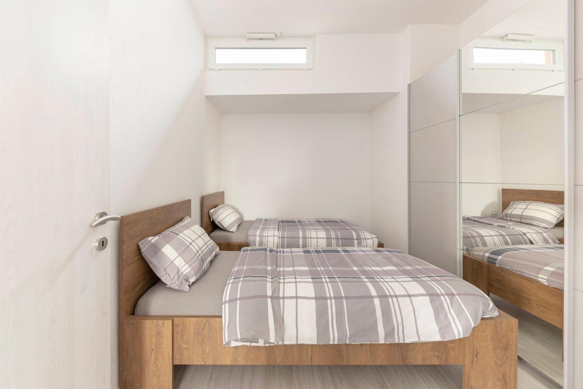 Apartma Zan Lägenhet Šmarje Exteriör bild